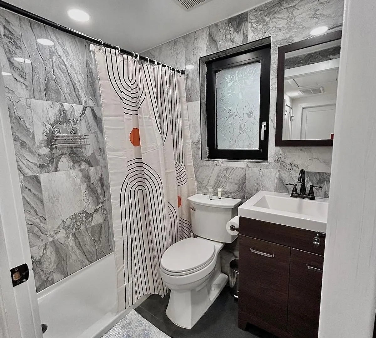 New 2Bdr 2Baths 1 Park Spot Apt Super Close To Nyc Lodi 公寓